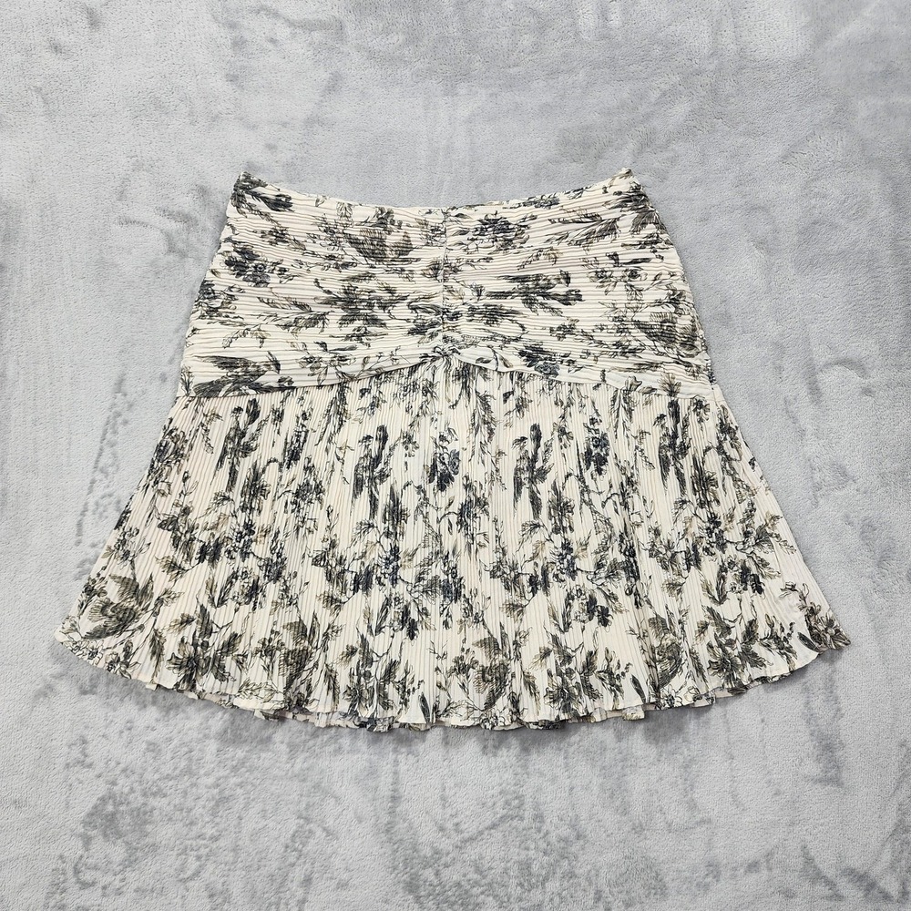Express Skirt Womens XS White Floral‎ Pleated Chiffon Mini Lined Casual Summer